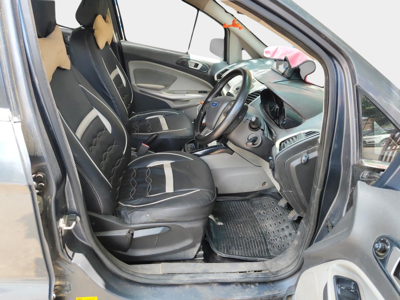 2015 Ford Ecosport TREND 1.5L DIESEL, Diesel, Manual, 1,08,000 km, interior
