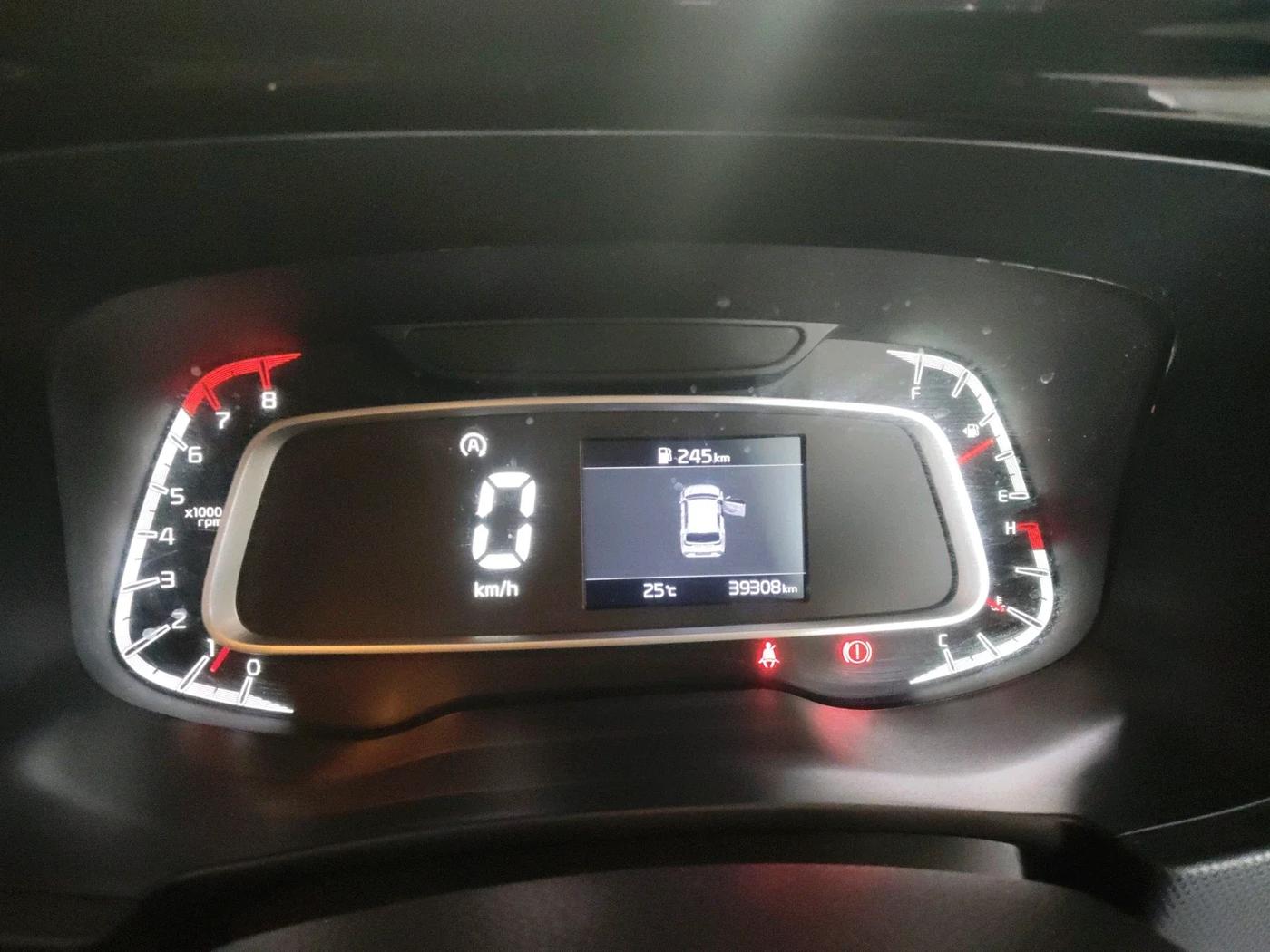 2023 KIA SONET HTK PLUS 1.2, Petrol, Manual, 39,308 km, interior