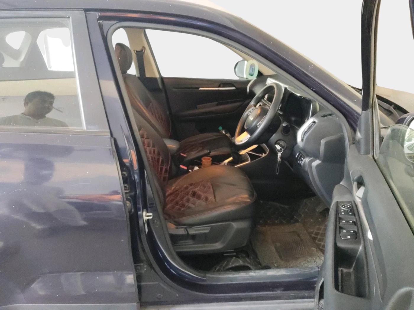 2023 KIA SONET HTK PLUS 1.2, Petrol, Manual, 39,308 km, interior