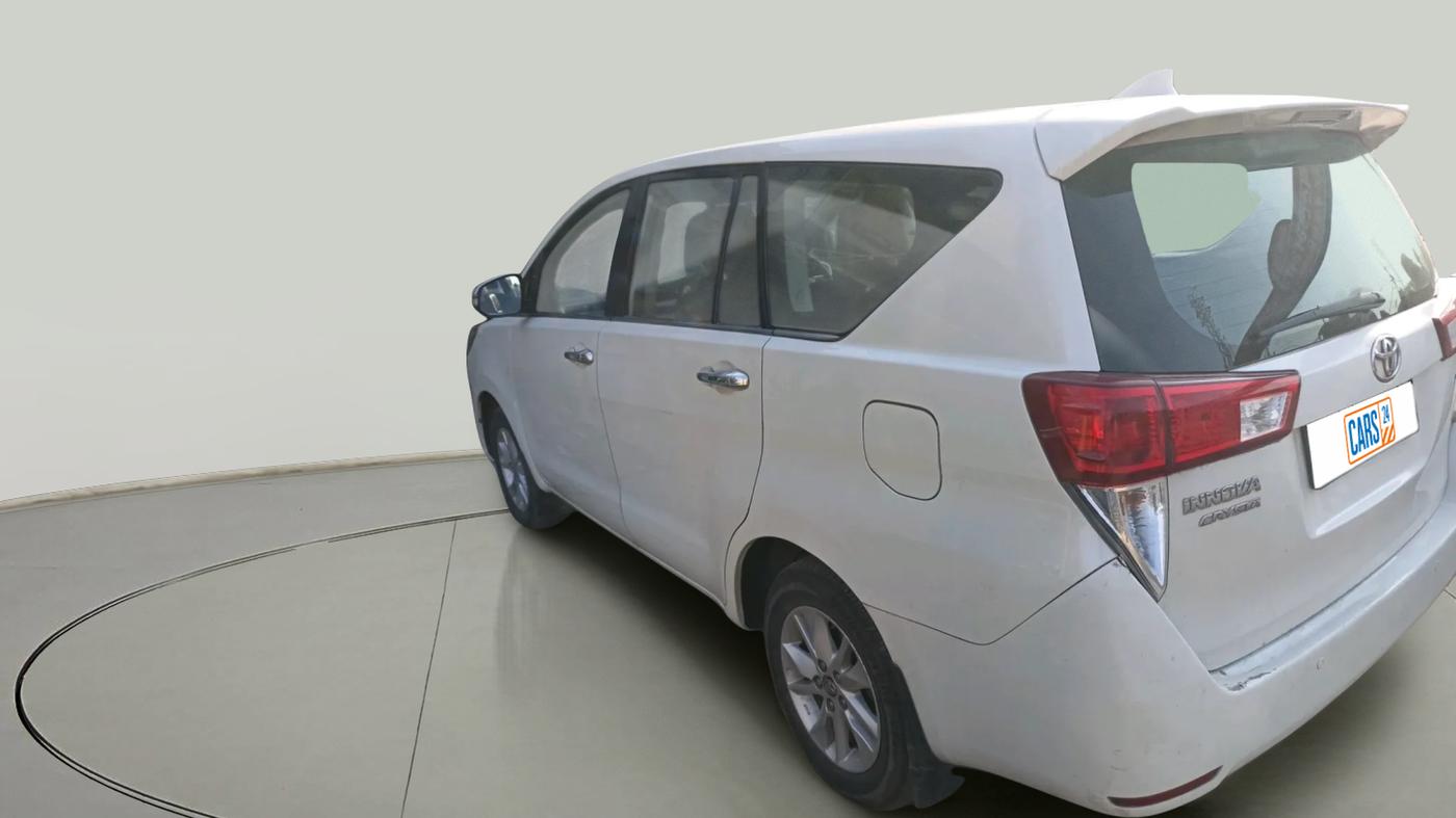 2017 Toyota Innova Crysta 2.7 ZX AT 7 STR, Petrol, Automatic, 1,92,843 km, exterior