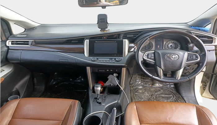 2017 Toyota Innova Crysta 2.7 ZX AT 7 STR, Petrol, Automatic, 1,92,843 km, interior