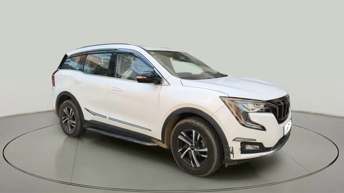 2024 Mahindra XUV700 AX 5 D MT 7 STR, Diesel, Manual, 26,000 km, exterior