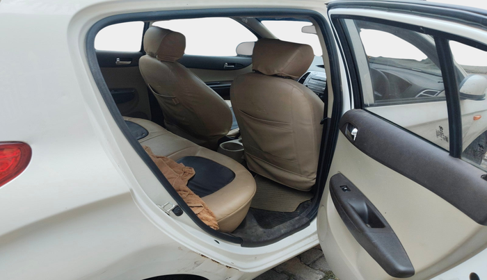 2010 Hyundai i20 MAGNA 1.2, Petrol, Manual, 26,720 km, interior