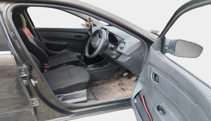 2016 Renault Kwid RXT 0.8, Petrol, Manual, 43,576 km, interior
