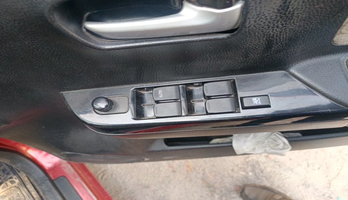 2018 Maruti Wagon R 1.0 VXI, Petrol, Manual, 65,797 km, interior