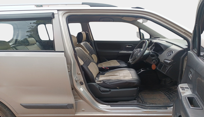 2012 Maruti Wagon R 1.0 LXI, Petrol, Manual, 1,31,651 km, interior
