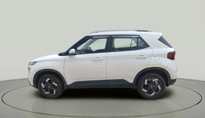 2020 Hyundai VENUE SX 1.5 CRDI, Diesel, Manual, 82,998 km, exterior