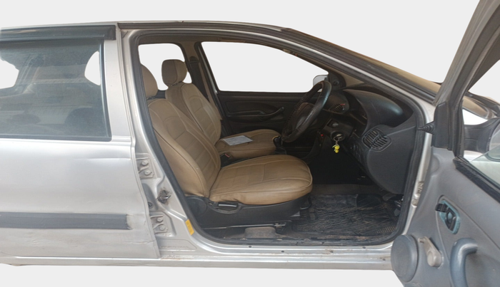2014 Tata Indica V2 LS DIESEL, Diesel, Manual, 1,29,378 km, interior