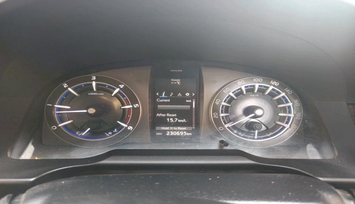 2016 Toyota Innova Crysta 2.4 ZX 7 STR, Diesel, Manual, 2,30,695 km, interior