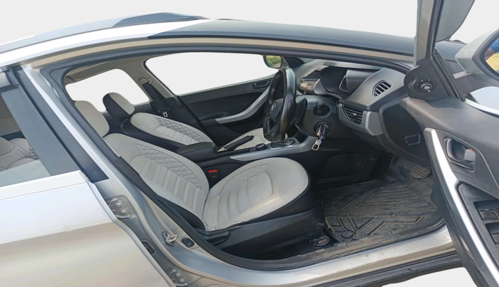 2020 Tata NEXON XMA SUNROOF DIESEL, Diesel, Automatic, 98,516 km, interior