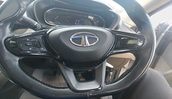 2020 Tata NEXON XMA SUNROOF DIESEL, Diesel, Automatic, 98,516 km, interior