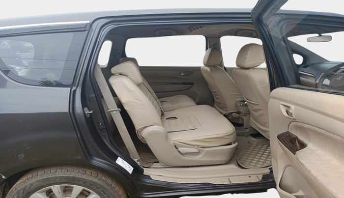 2015 Maruti Ertiga ZDI, Diesel, Manual, 1,29,361 km, interior