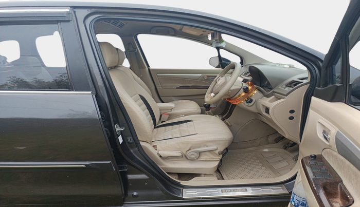 2015 Maruti Ertiga ZDI, Diesel, Manual, 1,29,361 km, interior