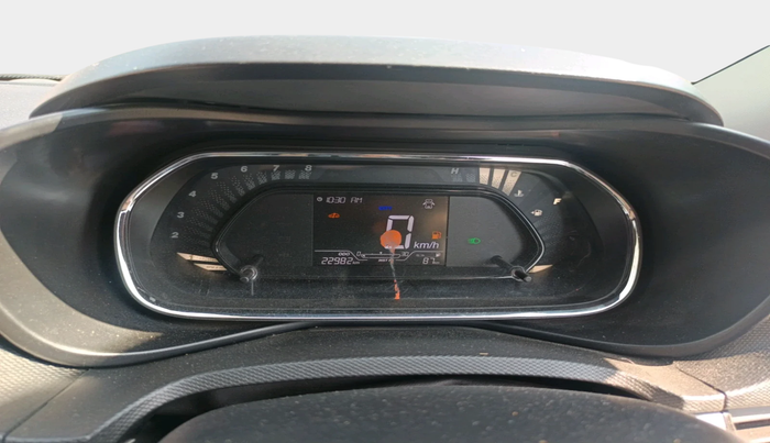 2023 Tata NEXON XM SUNROOF PETROL, Petrol, Manual, 22,982 km, interior