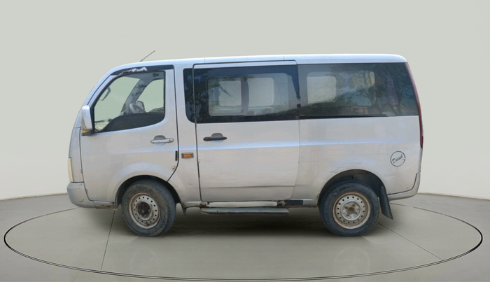 2011 Tata Venture GX 8 STR, Diesel, Manual, 1,49,325 km, exterior
