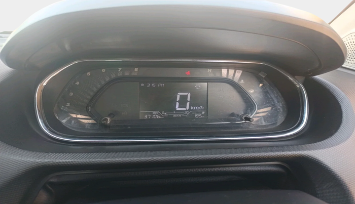 2021 Tata Tiago XT LIMITED EDITION PETROL, Petrol, Manual, 37,106 km, interior
