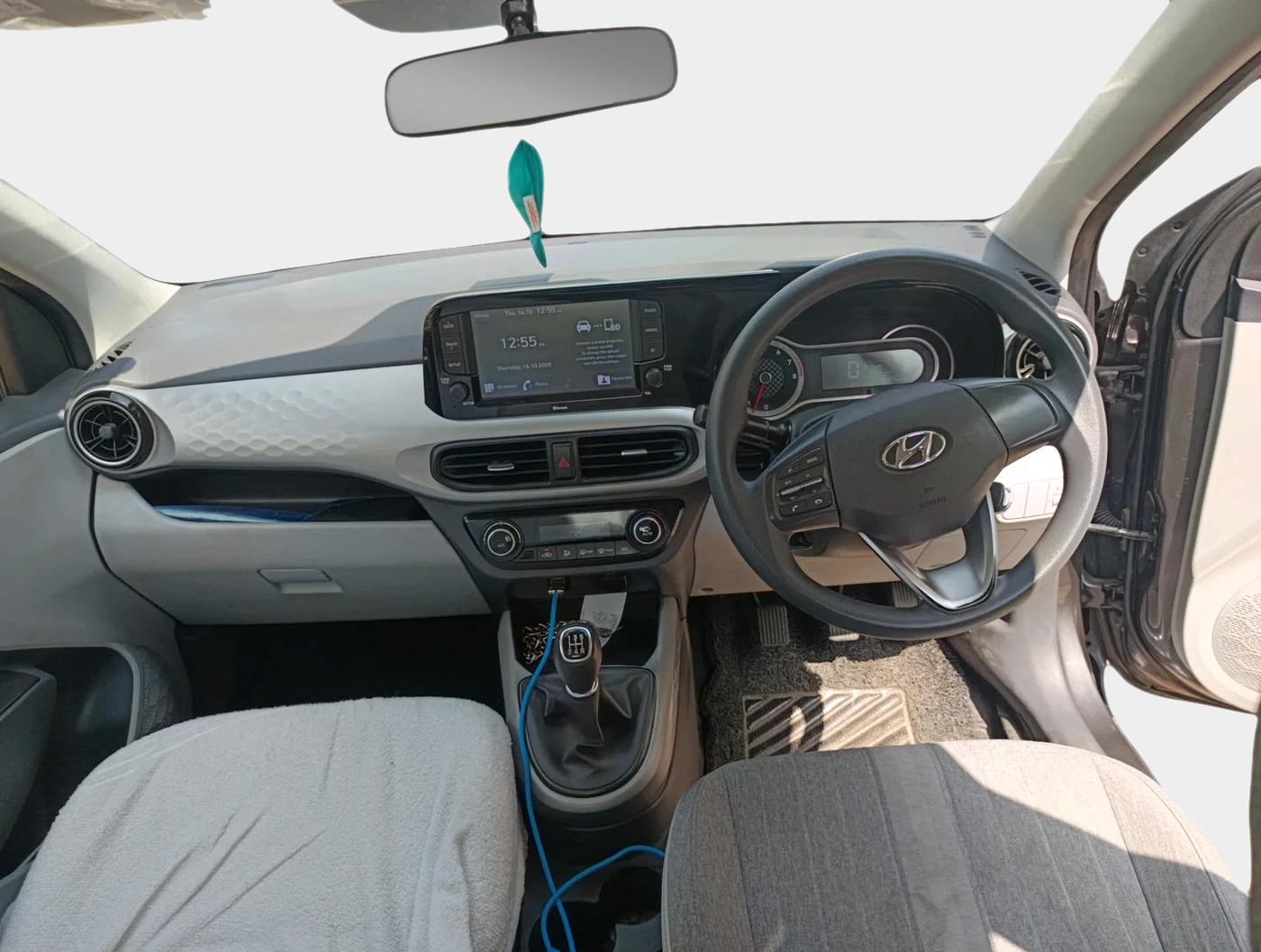 2022 Hyundai GRAND I10 NIOS SPORTZ 1.2 KAPPA VTVT, Petrol, Manual, 33,469 km, interior