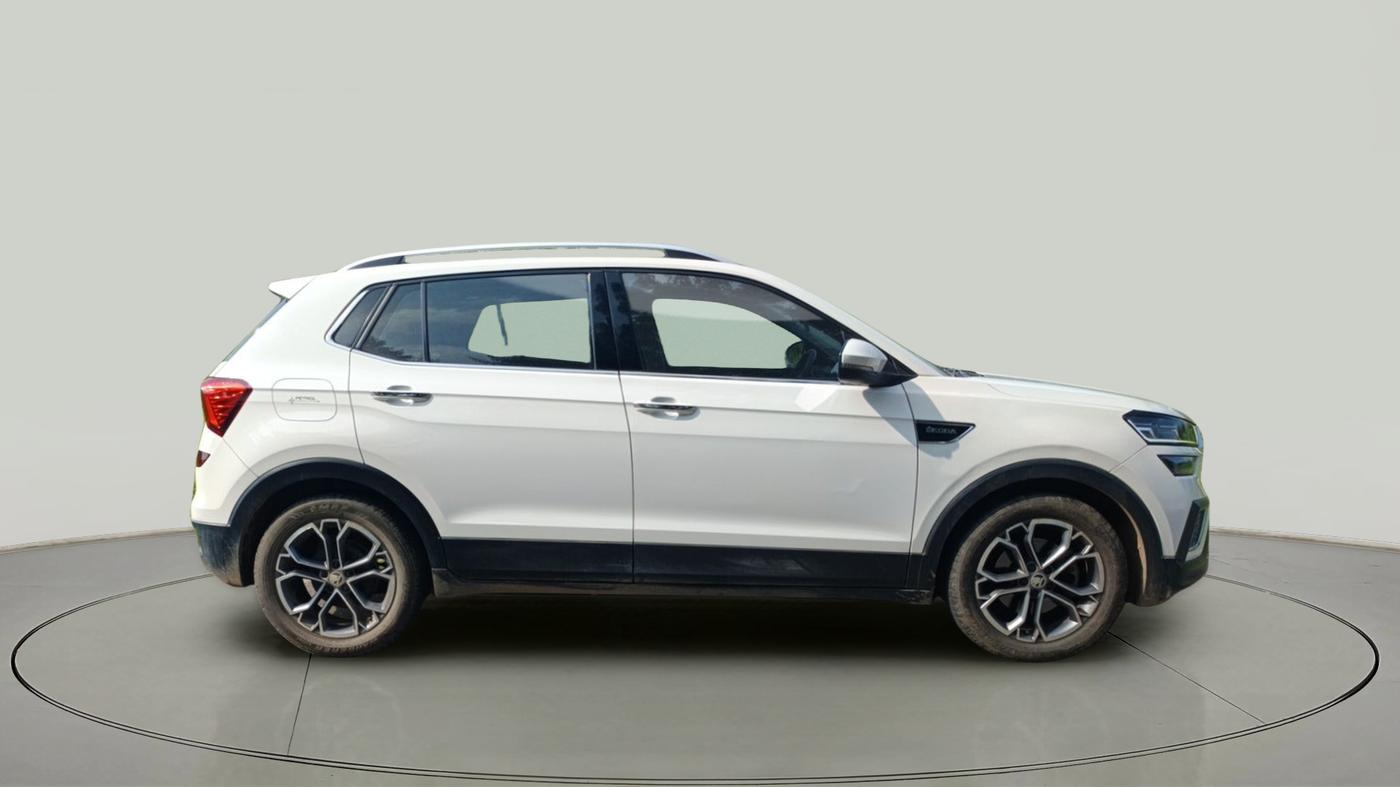 2022 Skoda KUSHAQ STYLE 1.5L TSI MT, Petrol, Manual, 51,220 km, exterior