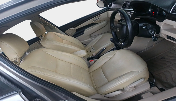 2016 Maruti Ciaz VDI+ SHVS, Diesel, Manual, 90,319 km, interior