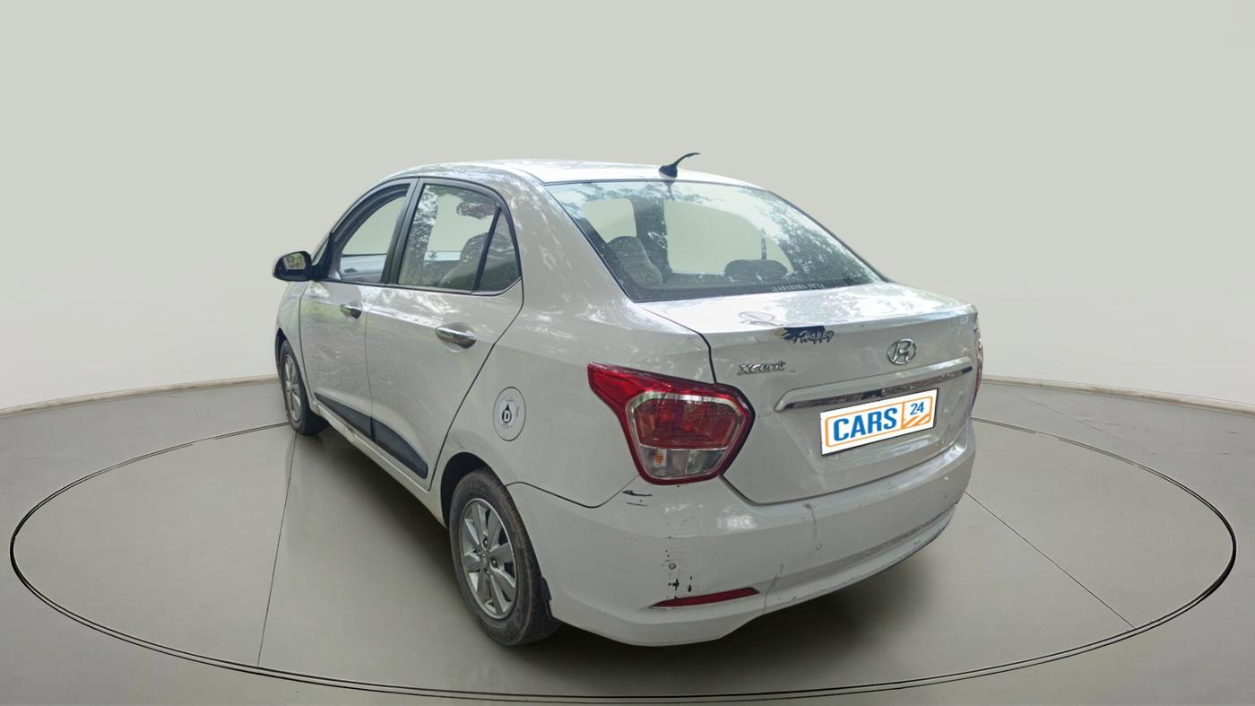 2015 Hyundai Xcent SX 1.1 CRDI, Diesel, Manual, 1,76,990 km, exterior