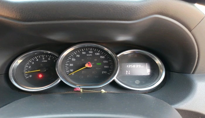 2016 Renault Duster 110 PS RXZ 4X2 AMT DIESEL, Diesel, Automatic, 1,35,839 km, interior