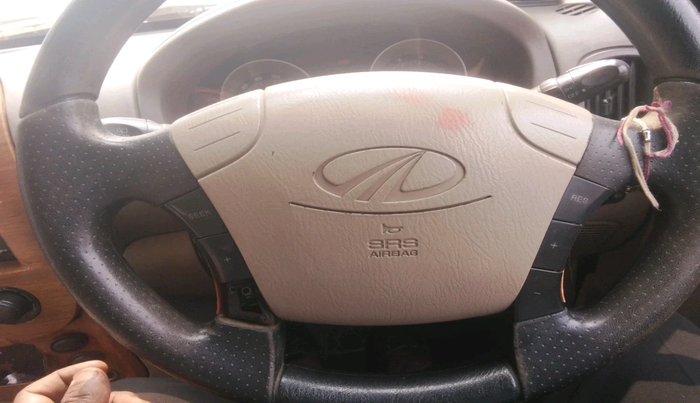 2014 Mahindra Scorpio VLX 2WD AT BS-III, Diesel, Automatic, 1,41,555 km, interior