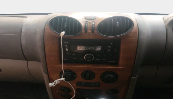 2014 Mahindra Scorpio VLX 2WD AT BS-III, Diesel, Automatic, 1,41,555 km, interior