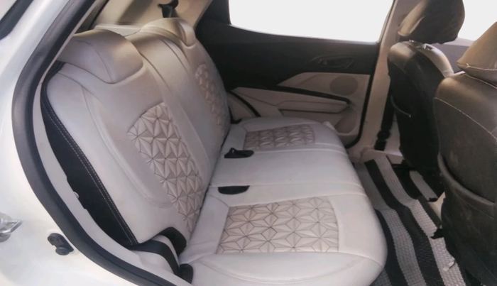 2021 Mahindra XUV300 W6 1.5 Sunroof Diesel, Diesel, Manual, 67,316 km, interior