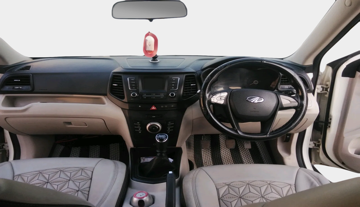 2021 Mahindra XUV300 W6 1.5 Sunroof Diesel, Diesel, Manual, 67,316 km, interior