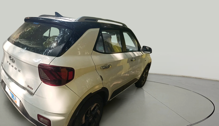 2019 Hyundai VENUE SX PLUS 1.0 TURBO DCT DUAL TONE, Petrol, Automatic, 1,10,203 km, exterior