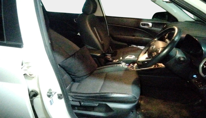 2020 Hyundai VENUE SX 1.0 (O) TURBO, Petrol, Manual, 66,602 km, interior