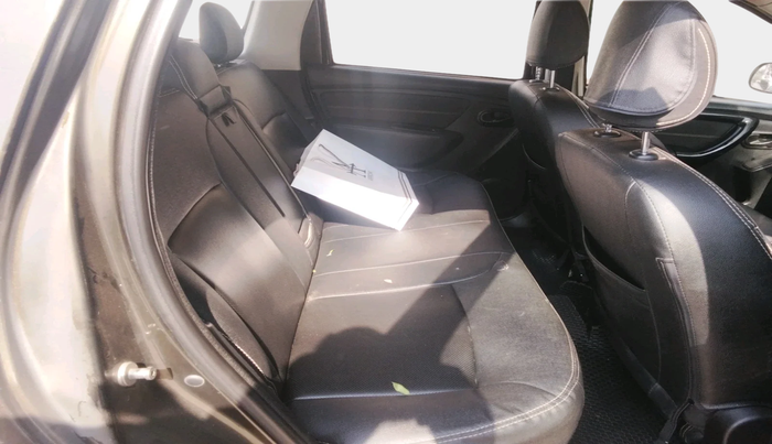 2017 Renault Duster 85 PS RXS SANDSTORM EDITION DIESEL, Diesel, Manual, 1,11,048 km, interior