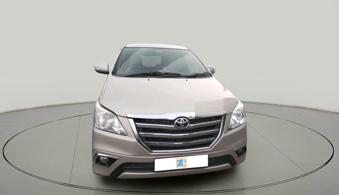 2014 Toyota Innova 2.5 ZX 7 STR, Diesel, Manual, 1,92,957 km, exterior