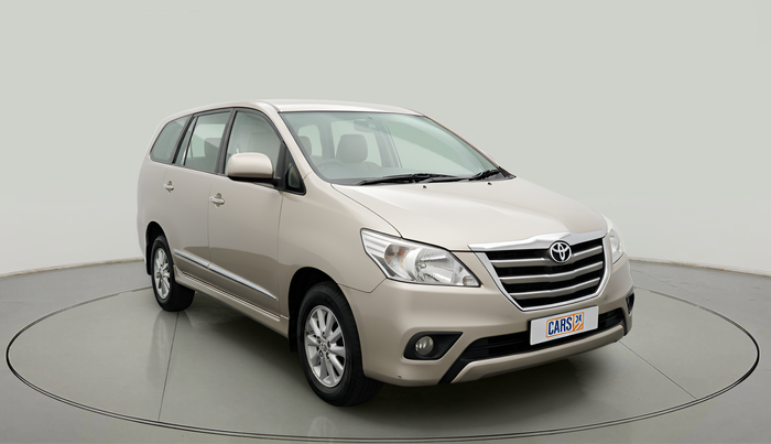 2014 Toyota Innova 2.5 ZX 7 STR, Diesel, Manual, 1,92,957 km, exterior
