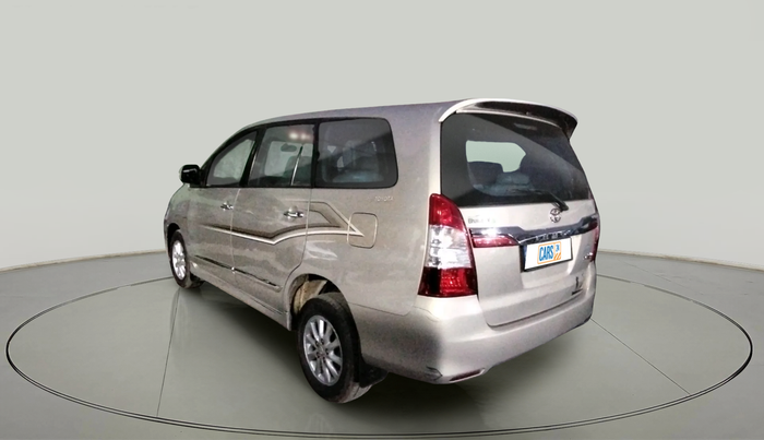 2014 Toyota Innova 2.5 ZX 7 STR, Diesel, Manual, 1,92,957 km, exterior