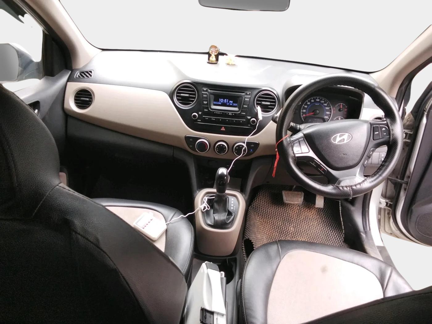 2015 Hyundai Grand i10 ASTA AT 1.2 KAPPA VTVT, Petrol, Automatic, 62,845 km, interior