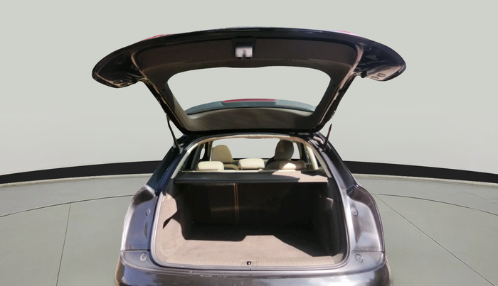 2013 Audi Q3 2.0 QUATTRO TDI AT, Diesel, Automatic, 1,42,748 km, exterior