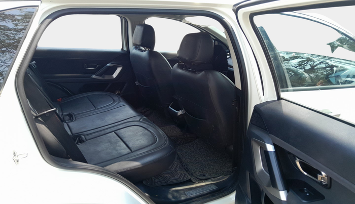 2023 Tata Harrier XT PLUS 2.0L KRYOTEC, Diesel, Manual, 35,452 km, interior