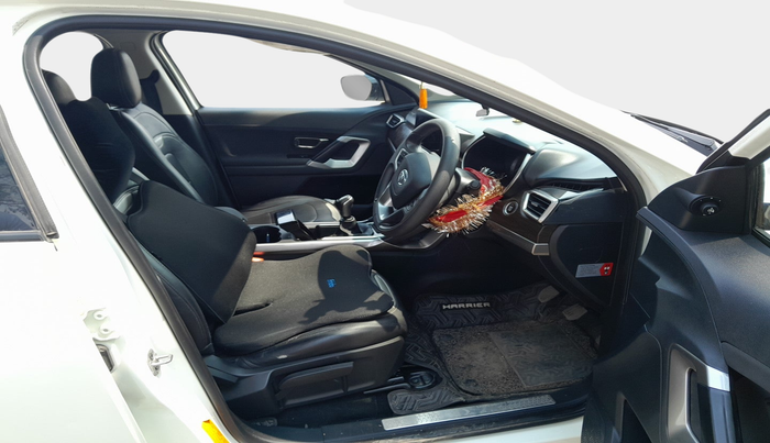 2023 Tata Harrier XT PLUS 2.0L KRYOTEC, Diesel, Manual, 35,452 km, interior