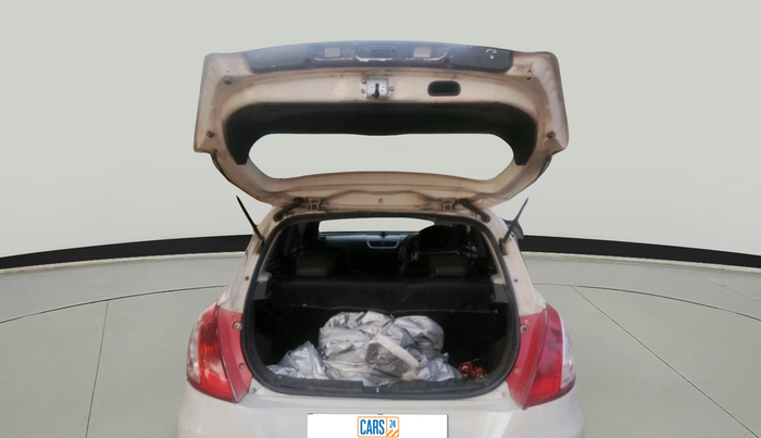 2015 Maruti Swift ZDI, Diesel, Manual, 1,06,649 km, exterior