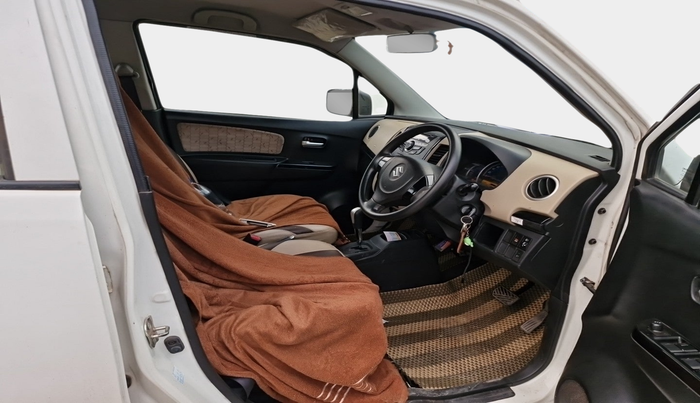 2017 Maruti Wagon R 1.0 VXI AMT, Petrol, Automatic, 63,816 km, interior