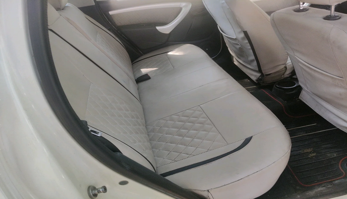 2014 Renault Duster 85 PS RXL DIESEL, Diesel, Manual, 1,04,339 km, interior