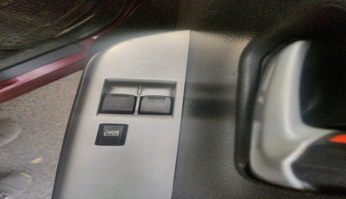 2011 Maruti Wagon R 1.0 LXI, Petrol, Manual, 33,589 km, interior