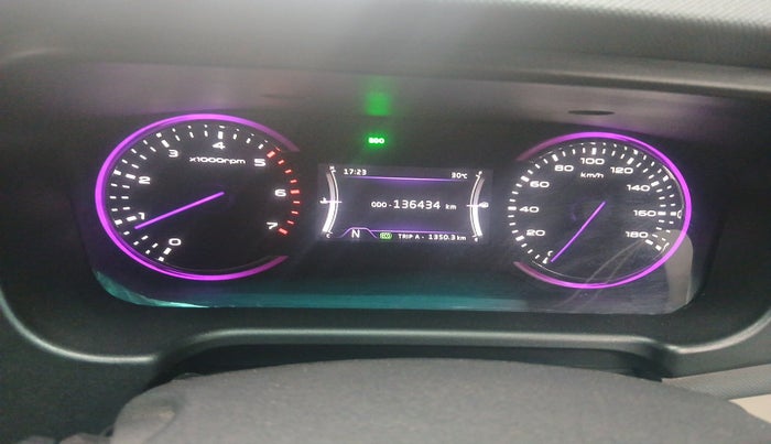 2018 Mahindra MARAZZO M8 7 STR, Diesel, Manual, 1,36,434 km, interior