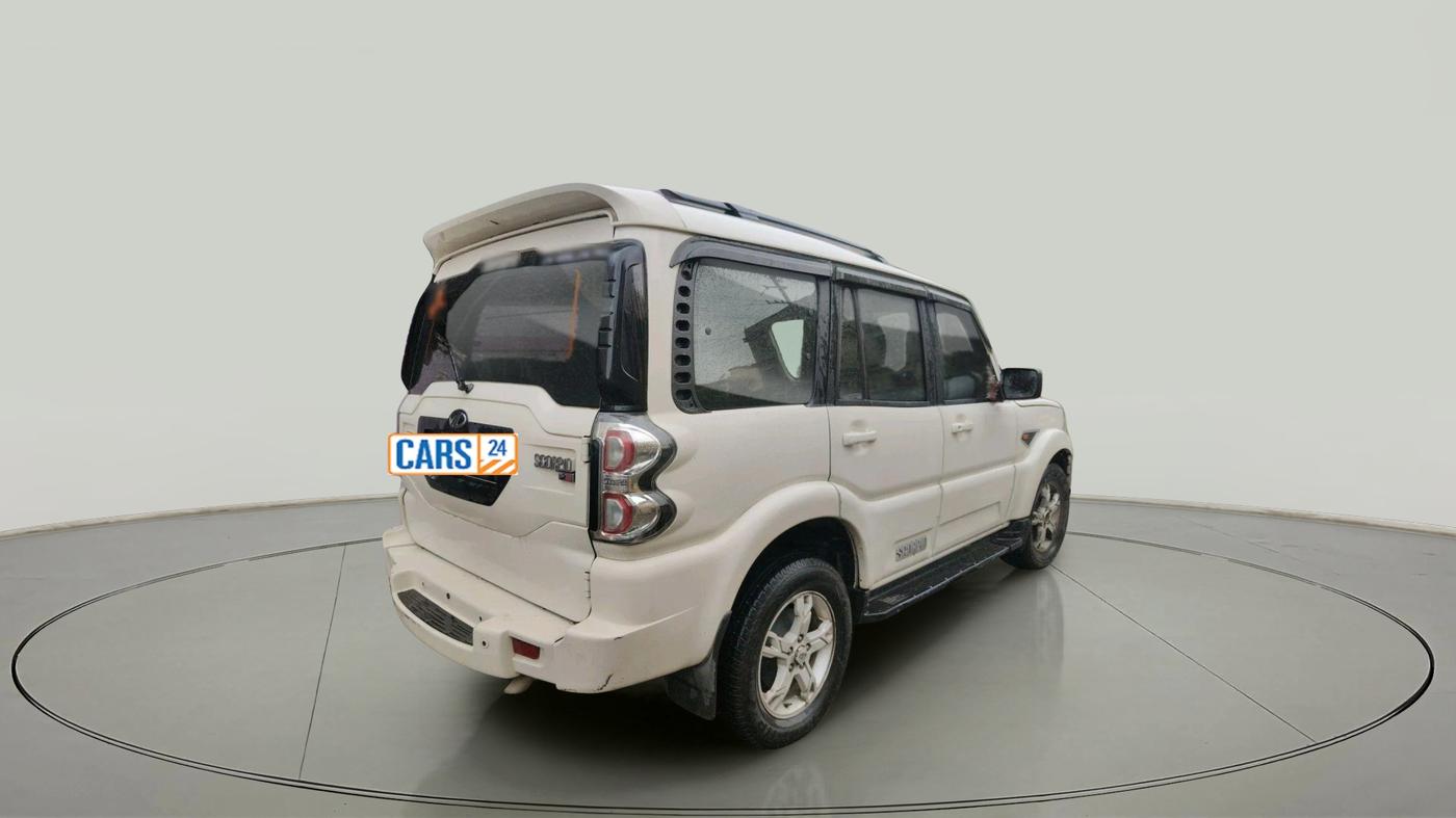 2016 Mahindra Scorpio S10, Diesel, Manual, 1,23,292 km, exterior