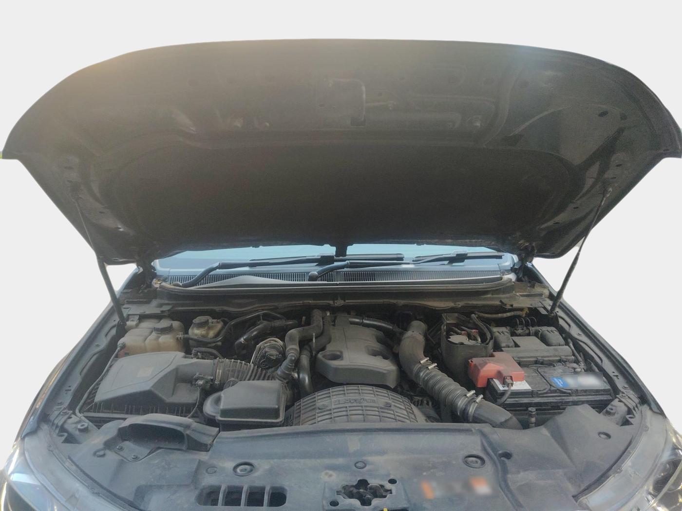 2021 Ford Endeavour TITANIUM PLUS 2.0 4X2 AT SUNROOF, Diesel, Automatic, 66,368 km, exterior