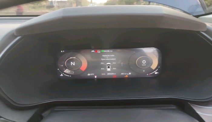 2024 Tata Safari Accomplished Plus AT, Diesel, Automatic, 28,329 km, interior