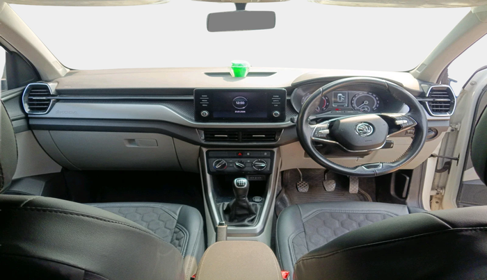 2022 Skoda KUSHAQ AMBITION 1.0L TSI MT, Petrol, Manual, 30,607 km, interior