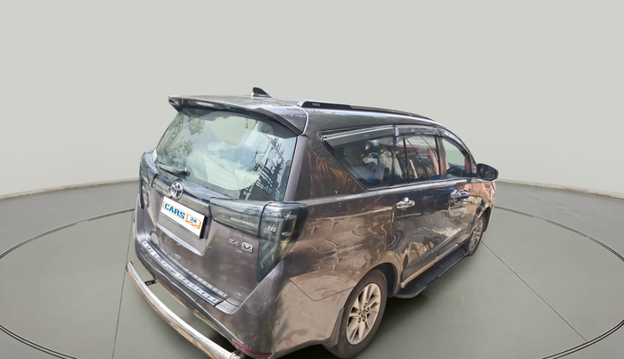 2018 Toyota Innova Crysta 2.4 VX 7 STR, Diesel, Manual, 1,51,075 km, exterior