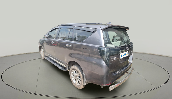 2018 Toyota Innova Crysta 2.4 VX 7 STR, Diesel, Manual, 1,51,075 km, exterior